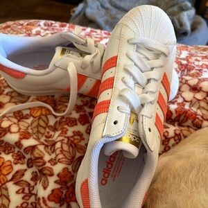 adidas Men 8 Woman 9.5 Superstar White Sneakers with Coral Stripes